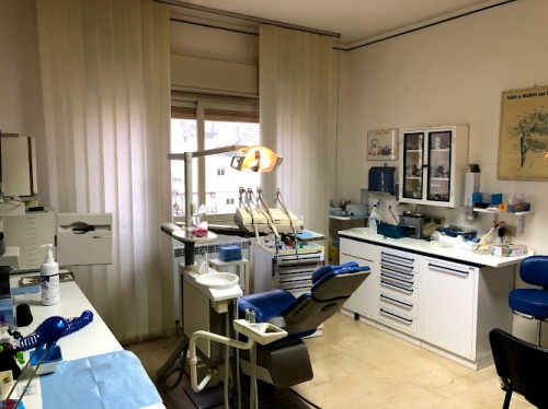 Foto Studio Medico Dentistico Specialistico Dr. Avila Biagio