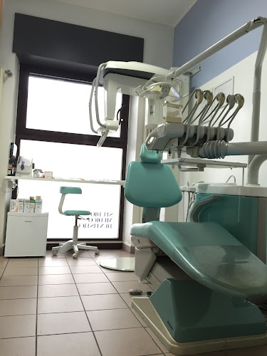 Foto Studio Dentistico ODONTOTEAM sas di Usuelli G. e C.