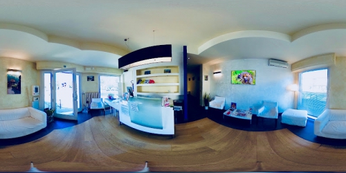 Foto Dottore Alessandro Scuotto - Studio dentistico