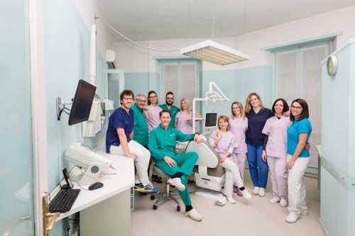 Foto Studio di odontoiatria specialistica Michael Easton