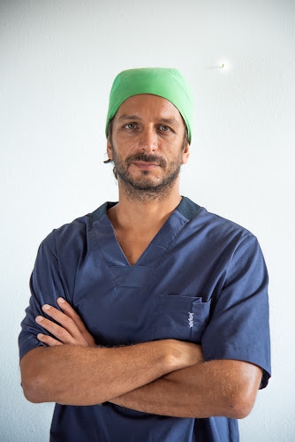 Foto Studio Dentistico specialistico Camigliano - Dr.Pomponi Foto Studio Dentistico specialistico Camigliano - Dr.Pomponi