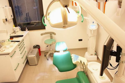 Foto AMBULATORIO ODONTOIATICO Dr. Eduardo Russo