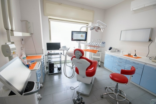 Foto Studio Odontoiatrico Dott. Lorenzo Isgro'