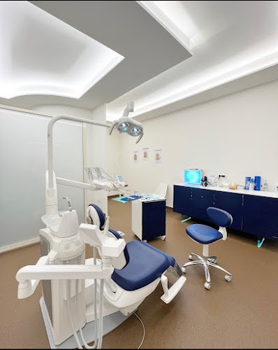 Foto Studio Dentistico Dott.ssa Carmen Della Ratta Foto Studio Dentistico Dott.ssa Carmen Della Ratta