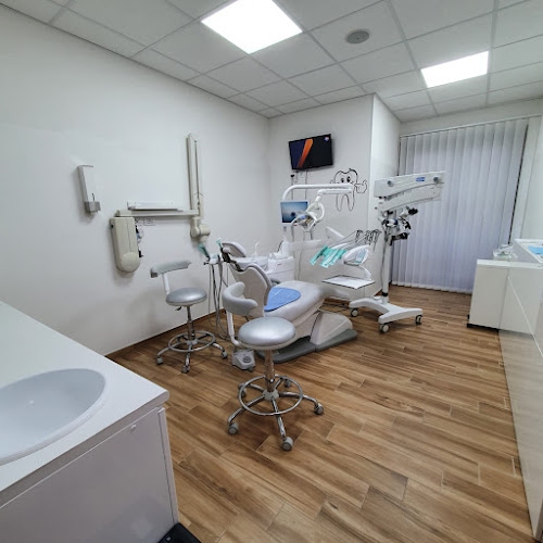 Foto Studio Dentistico Dott. Fabio Mirco e Adriano Mirco