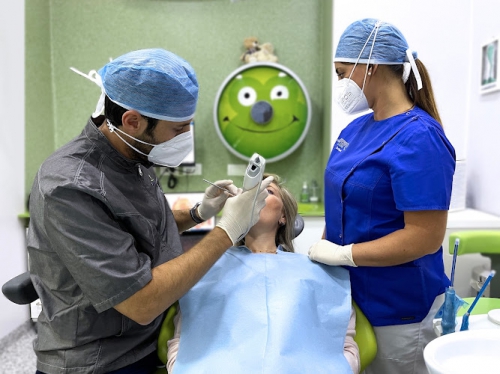 Foto Studio Dentistico Associato Laino - Studio Odontoiatrico Napoli