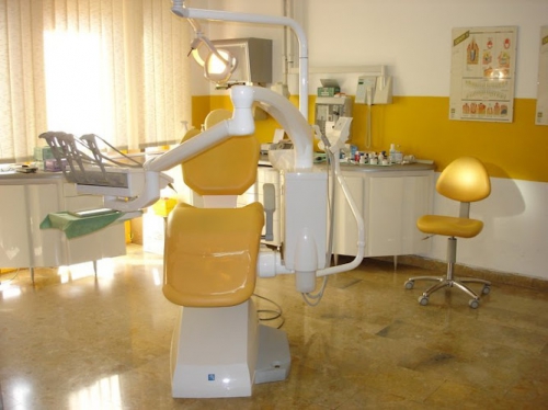 Foto Studio Dentistico di Bernardo Giuseppe Medico Chirurgo Odontoiatra