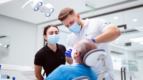 Foto Dr Palmas - Denti Fissi Senza Osso