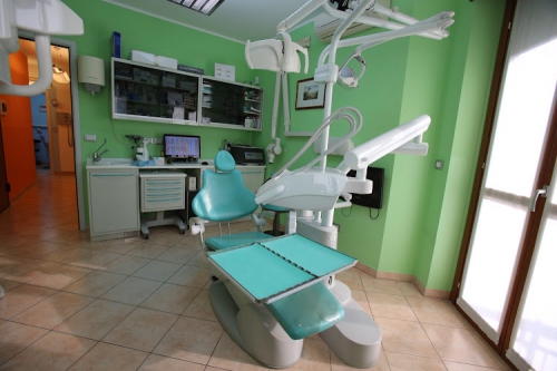 Foto Studio Dentistico dr. A. Stella dr. S. Longo dr. M. Ciasullo