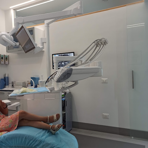 Foto Dental Clinic, Studio Dentistico dott. Toscano Foto Dental Clinic, Studio Dentistico dott. Toscano