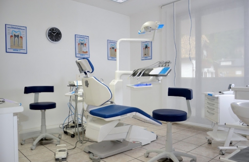 Foto Studio Dentistico Dr. Ahron Nicolussi