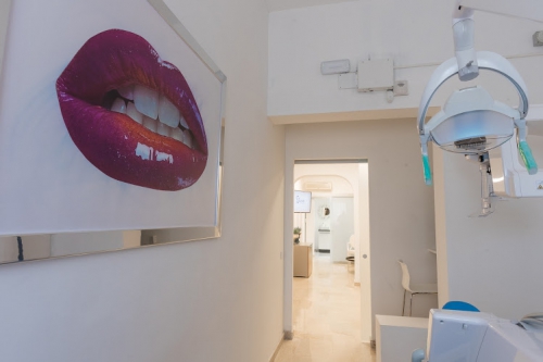 Foto Centro Medico Odontoiatrico Dr. Lenzitti | Studio Dentistico | Ortodonzia | Chirurgia Orale Palermo
