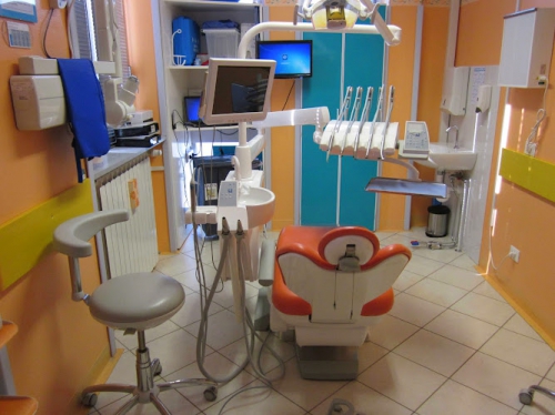 Foto Centro Medico Valceresio Srl ambulatori polispecialistici e dentistici
