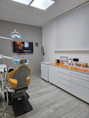 Foto Studio di odontoiatria e medicina estetica dr/i Roberto e Nicola Pocino