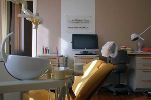 Foto Studi Dentistici Prof.Lorenzo Favero & Equipe - Motta di Livenza