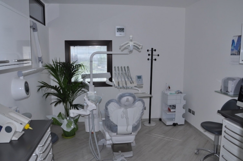 Foto Studio Dentistico Dott. Gabriele Corciolani - Dentista Urgenze, Ortodonzia Invisibile, Implantologia Grosseto