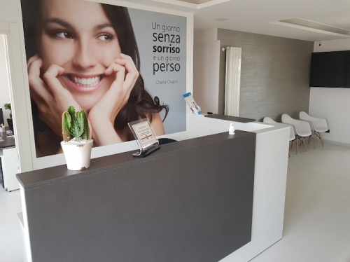 Foto STUDIO ODONTOIATRICO ARLOTTA & SICHEL