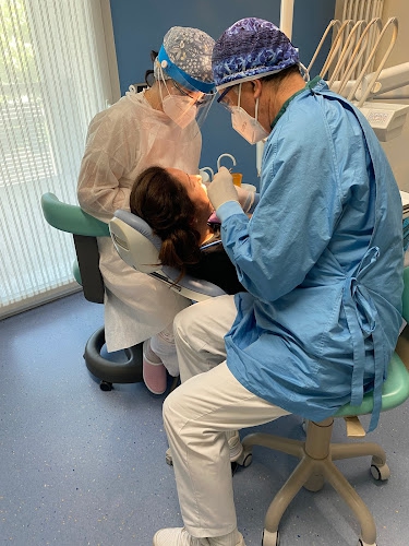 Foto Studio Dentistico Dott. Luigi Martelossi - CENTRO ODONTOIATRICO L.M. SRL