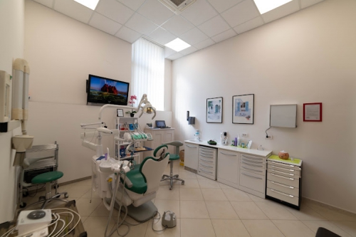 Foto Studio Dentistico Dott. Andrea Lorenzini Foto Studio Dentistico Dott. Andrea Lorenzini