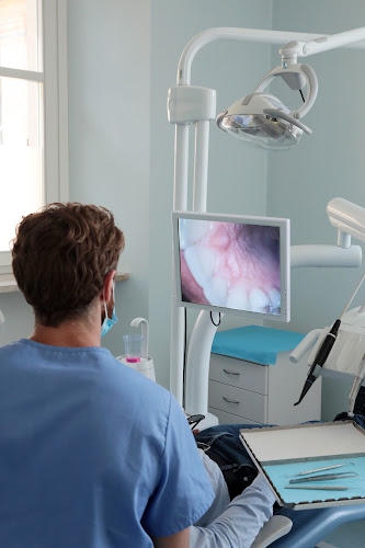 Foto Studio Dentistico Dr. Giulio Raffaghello