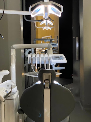Foto Dentista Roma Centro MAZZEI & PARTNERS - Studio Dentistico