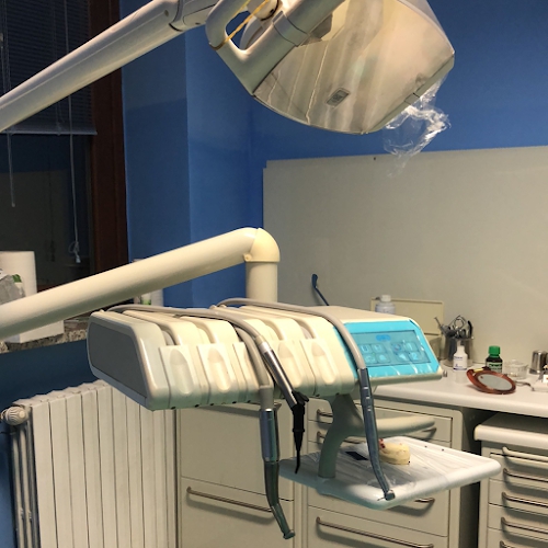 Foto Dental House Pallavicino Dott Castaldo M Foto Dental House Pallavicino Dott Castaldo M