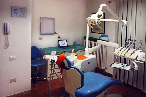Foto Studio Dentistico Di Gioia