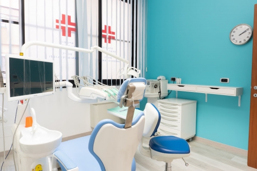 Foto Dott. Antonio Terlizzi - Studio Dentistico Foto Dott. Antonio Terlizzi - Studio Dentistico