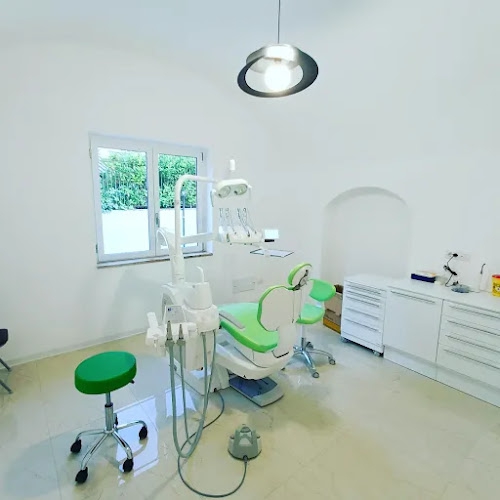 Foto Studio dentistico ortodontico Dott. Vincenzo Lodato Foto Studio dentistico ortodontico Dott. Vincenzo Lodato