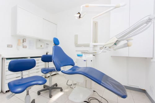 Foto Studio Odontoiatrico - Ortodontico Dott.ssa Claudia Crestale