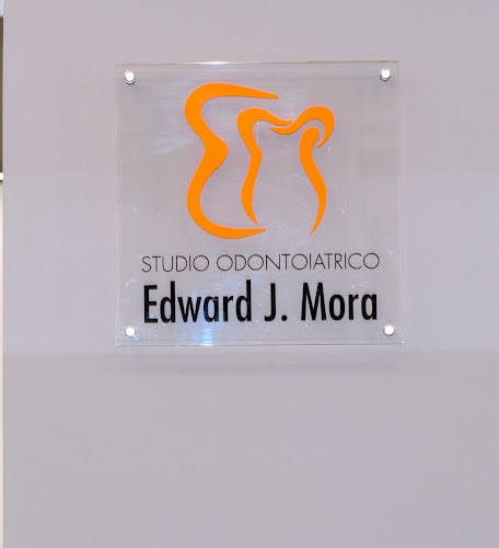 Foto Ambulatorio Odontoiatrico Edward J. Mora Srl