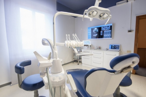 Foto Studio Dentistico Dell'Innocenti Foto Studio Dentistico Dell'Innocenti