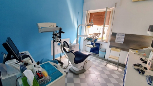 Foto Centro Odontoiatrico Mandolesi ? Dentista Aprilia