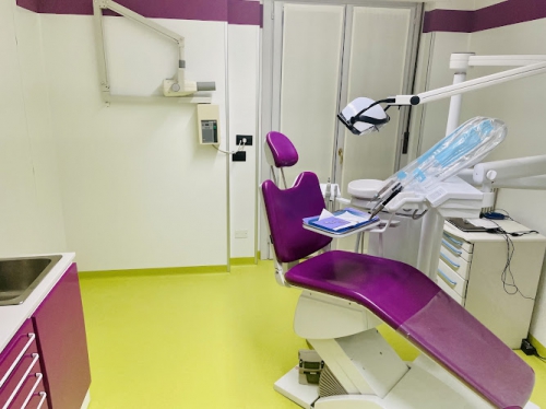 Foto Studio Dentistico Morodent - Dr. Mattia Alberto Bensoni & Dr. Leandro Moro