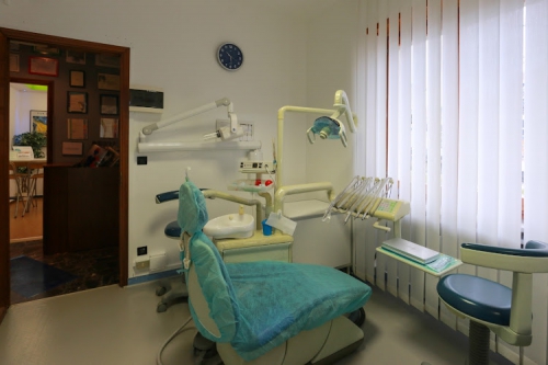 Foto Studio Dentistico Martinuzzi Sante Fabio Gassino Torinese Foto Studio Dentistico Martinuzzi Sante Fabio Gassino Torinese