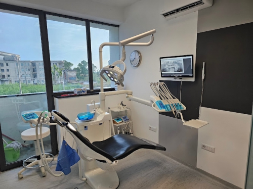 Foto Della Monica Vincenzo Dental Clinic