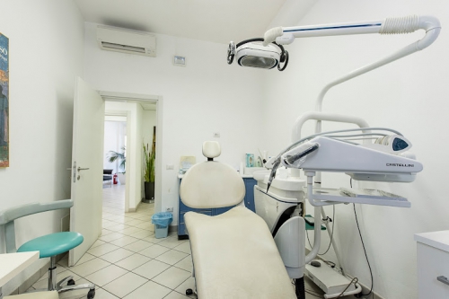 Foto DOTT. BOVICELLI STUDIO MEDICO ODONTOIATRICO