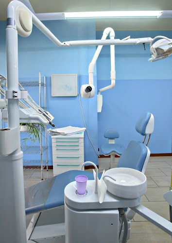 Foto Studio Dentistico Dr. Mohammadi Foto Studio Dentistico Dr. Mohammadi