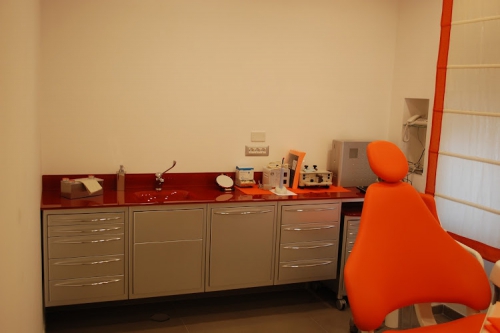 Foto Studio Dentistico Dr. Gennaro Flaminio Portici(NA), Parodontologo, Implantologia, Omeopatia Portici