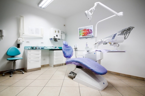 Foto STUDIO DENTISTICO CARUSO TROIANO Foto STUDIO DENTISTICO CARUSO TROIANO