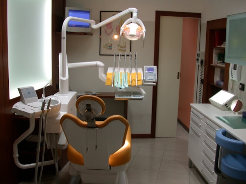 Foto Dentista Cesano Maderno - Ambulatorio Odontoiatrico S.Carlo