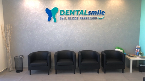 Foto Dental Smile-Dentisti Ulisse STP