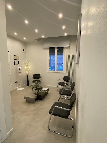 Foto Studio Medico Associato Dr. Morini-Dr. Arisi, odontoiatria estetica Salsomaggiore Terme (PR)