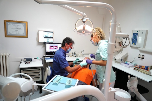 Foto Studio Dentistico Dr. Vito Giampaolo Vita - San Vito dei Normanni - Brindisi