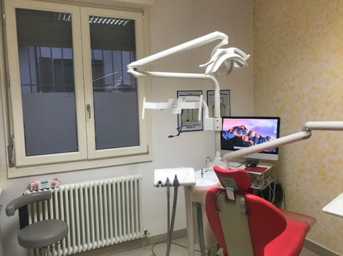 Foto Studio Dentistico Dr.ssa Vera Carnevali