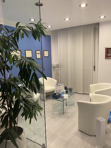 Foto Studio Dentistico Dottor Peri