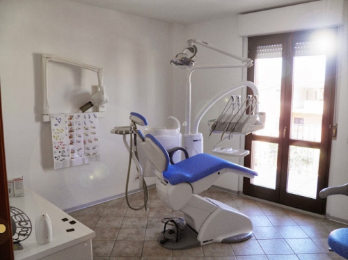 Foto STUDIO ODONTOIATRICO Dr Matteo Cesetti