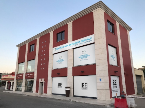 Foto Centro di implantologia dentale Pescara - dr. Marco Parravano
