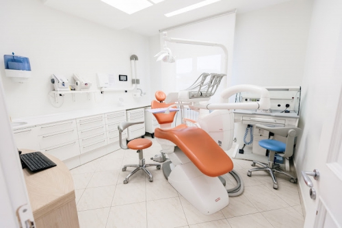 Foto Dentista Montemurlo - Studio Dr.La Scala Foto Dentista Montemurlo - Studio Dr.La Scala