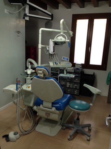 Foto STUDIO DENTISTICO